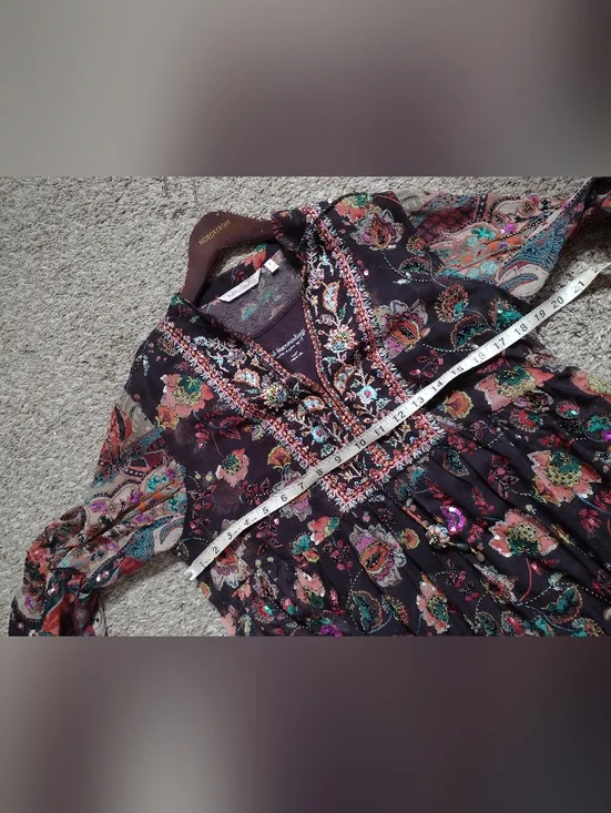 Top - Picture 6 of 7